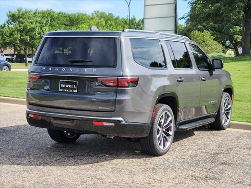 2022 Jeep Wagoneer Series II 4x4