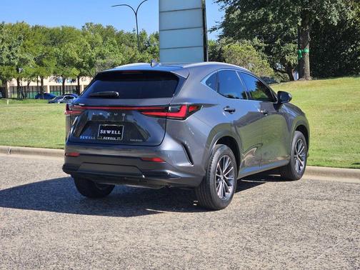 2025 Lexus NX 250 Premium