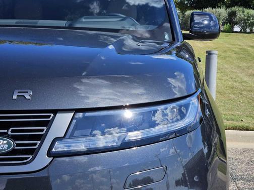 2024 Land Rover Range Rover Sport SE