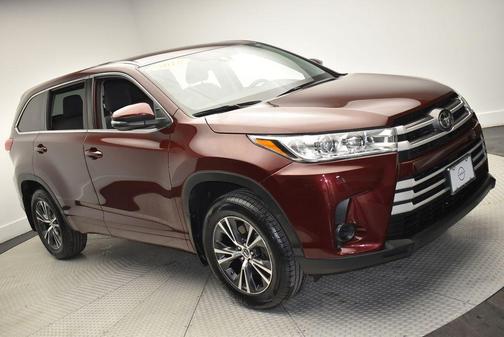 2018 Toyota Highlander LE