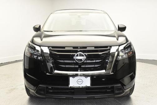 2024 Nissan Pathfinder S