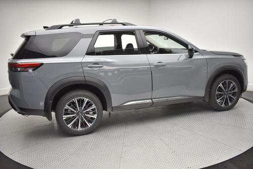 Boulder Gray Metallic 2026 Nissan Pathfinder Platinum