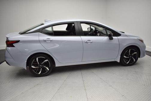 2023 Nissan Versa 1.6 S