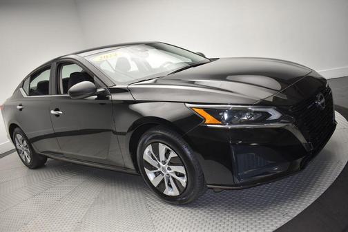 2024 Nissan Altima S FWD