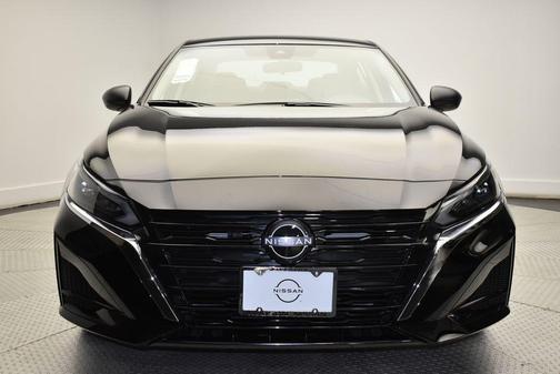 2025 Nissan Altima S FWD