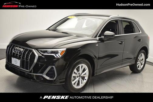 2023 Audi Q3 Premium 45 TFSI S line quattro Tiptronic