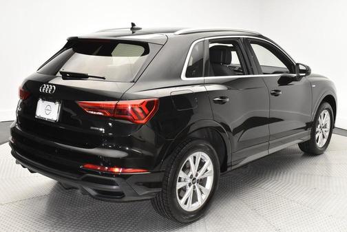 2023 Audi Q3 Premium 45 TFSI S line quattro Tiptronic