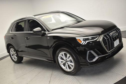 2023 Audi Q3 Premium 45 TFSI S line quattro Tiptronic