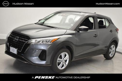 2025 Nissan Kicks S