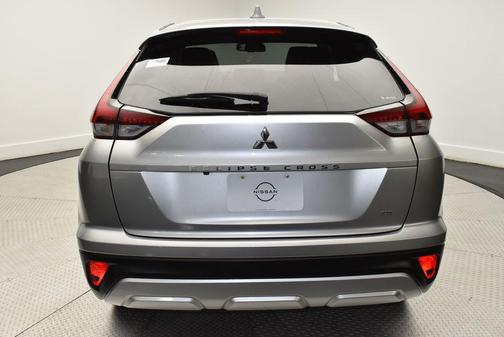 Gray 2024 Mitsubishi Eclipse Cross SE
