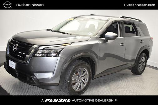 2025 Nissan Pathfinder SV 4WD