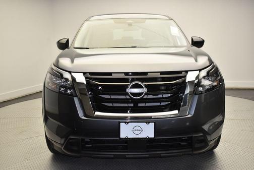 2025 Nissan Pathfinder S 4WD