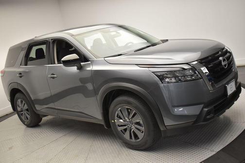 2025 Nissan Pathfinder S 4WD