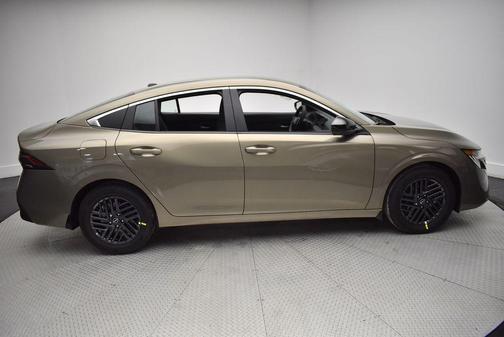 Imperial Bronze 2026 Nissan Sentra SV
