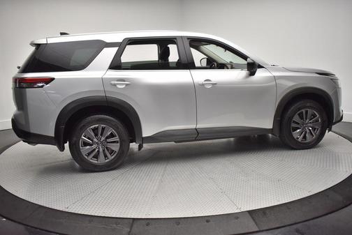 2023 Nissan Pathfinder S 4WD