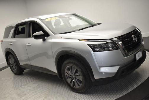2023 Nissan Pathfinder S 4WD