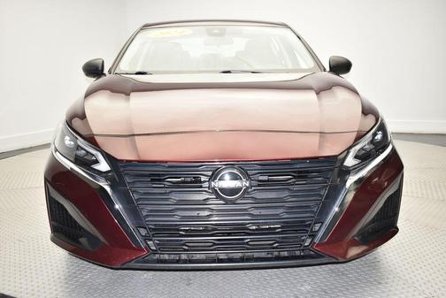 Garnet Pearl 2024 Nissan Altima 2.5 SV