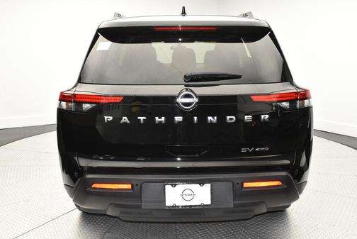 2024 Nissan Pathfinder SV 4WD