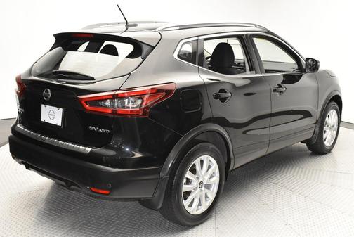 2021 Nissan Rogue Sport SV