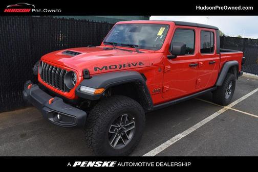 Firecracker Red Clearcoat 2026 Jeep Gladiator Mojave