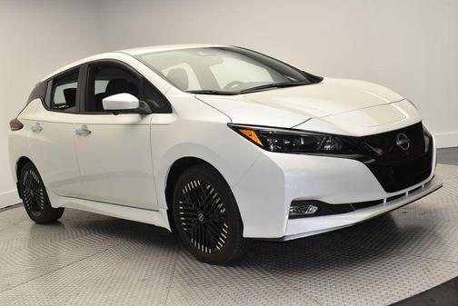 2024 Nissan Leaf SV PLUS