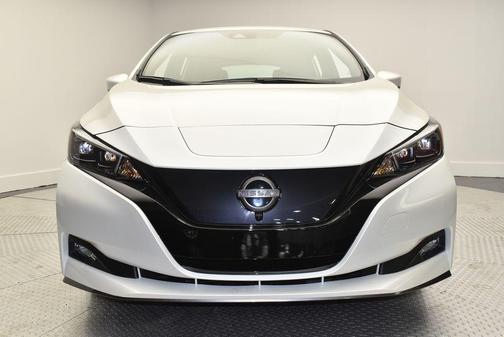 2024 Nissan Leaf SV PLUS
