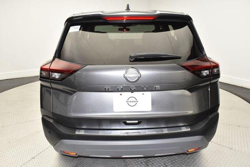 Gun Metallic 2022 Nissan Rogue S