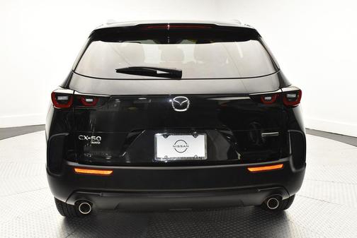 2024 Mazda CX-50 2.5 S Preferred Package