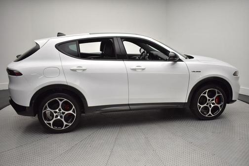 2024 Alfa Romeo Tonale Veloce EAWD