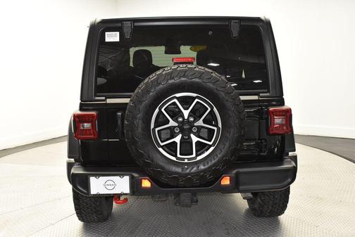 Black Clearcoat 2025 Jeep Wrangler Rubicon