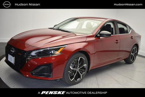 2025 Nissan Altima SR FWD