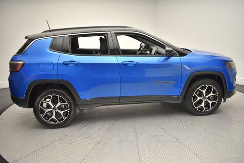 Hydro Blue Pearlcoat 2025 Jeep Compass Limited