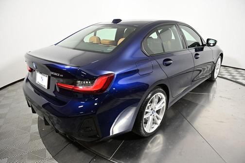 2023 BMW 330e xDrive