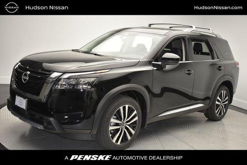 2025 Nissan Pathfinder Platinum 4WD
