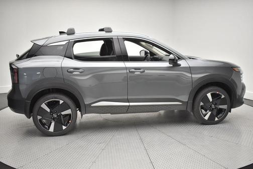 Gun Metallic 2026 Nissan Kicks SR