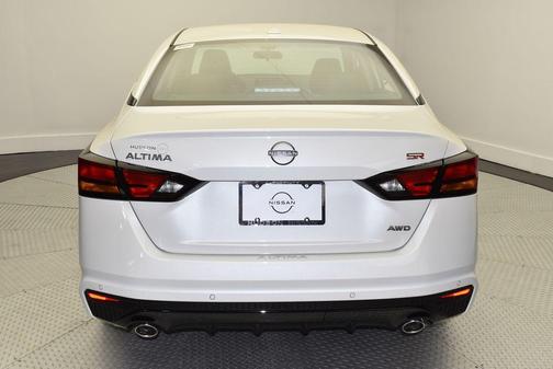 2025 Nissan Altima SR AWD