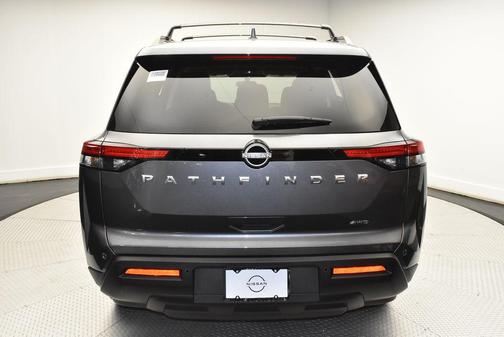 2025 Nissan Pathfinder SV 4WD