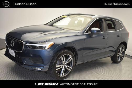 2021 Volvo XC60 T5 Momentum
