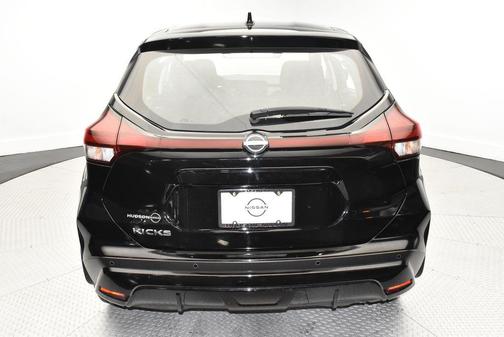 2023 Nissan Kicks S