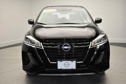 2023 Nissan Kicks S