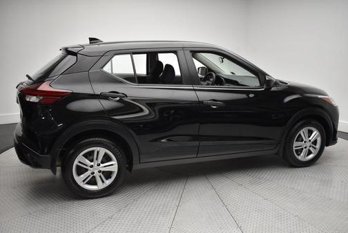 2023 Nissan Kicks S
