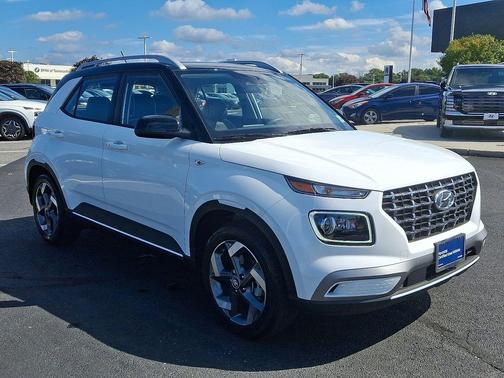2025 Hyundai VENUE Limited