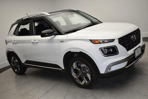 2025 Hyundai VENUE Limited