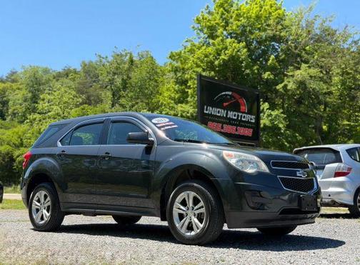 Blue 2013 Chevrolet Equinox LS
