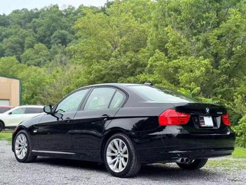 2011 BMW 328 i