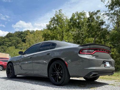 2018 Dodge Charger SXT Plus