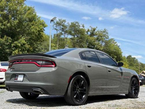 2018 Dodge Charger SXT Plus