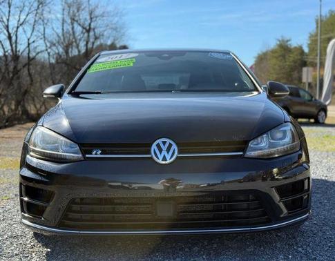 2017 Volkswagen Golf R 4-Door