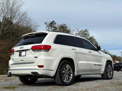 2018 Jeep Grand Cherokee Summit