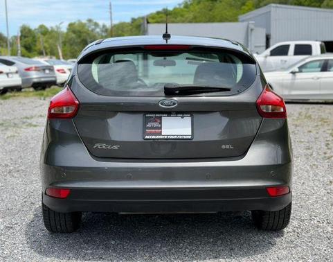 Gray 2017 Ford Focus SEL